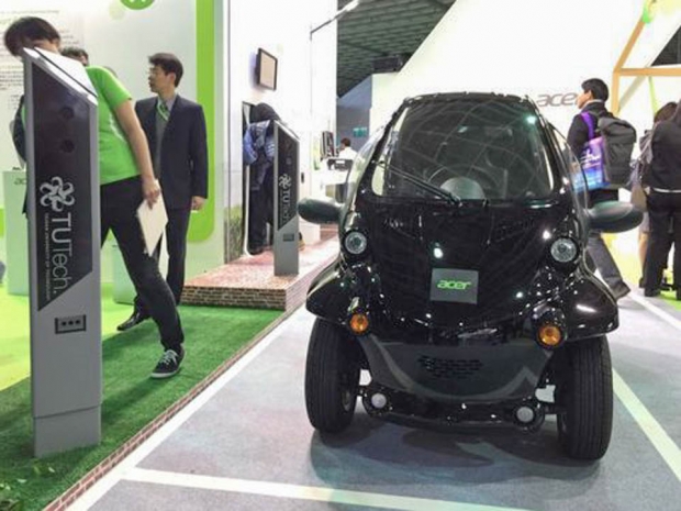 Acer unveils smart roadside parking management system