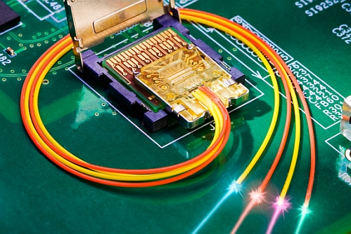 intel lightpeak thunderbolt