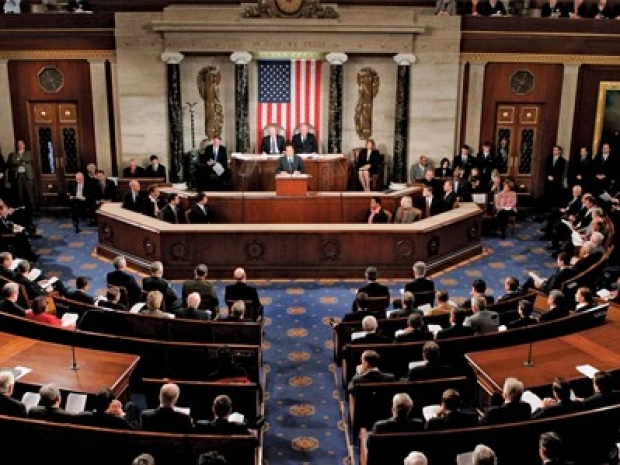 Apple to face Senate questions