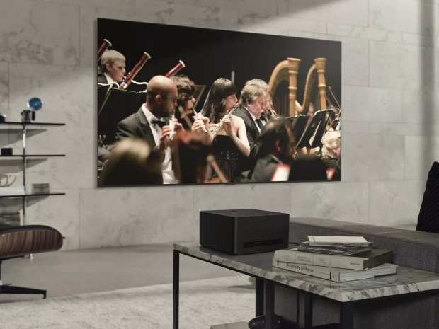 LG shows off wireless telly