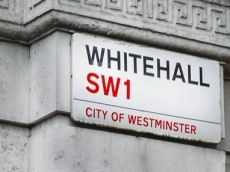 UK scrambles to avoid Apple encryption showdown 