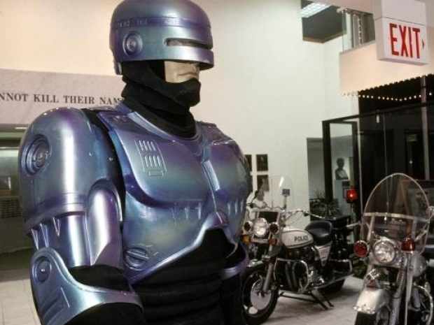 US robot-makers want Uncle Sam to suit up