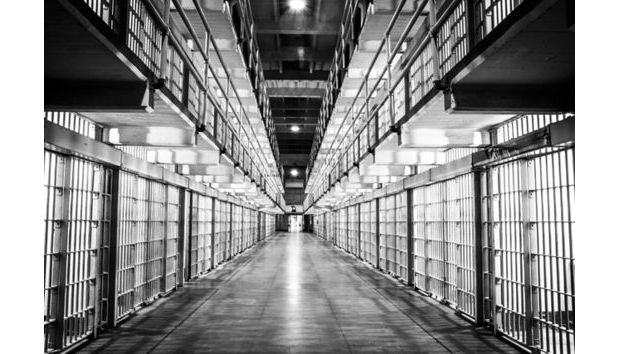 UK government wants to give iPads to criminals